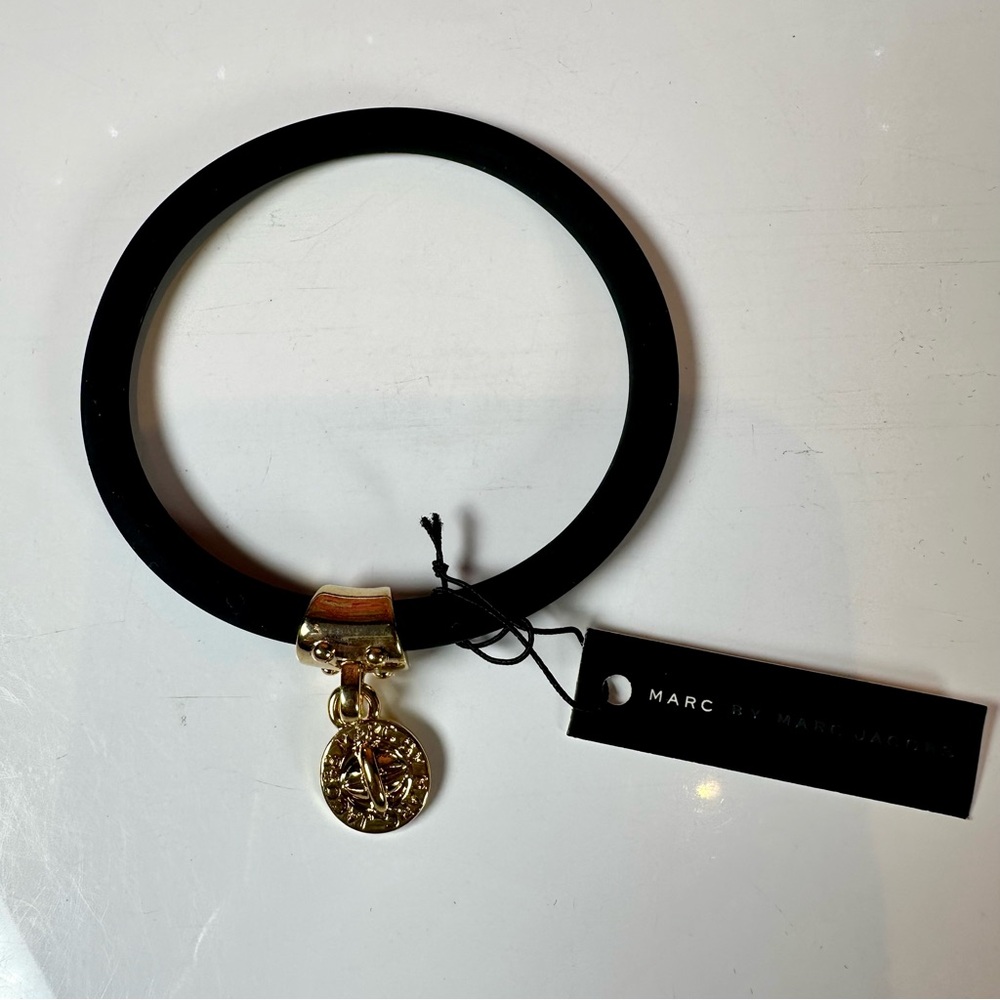 Marc by Marc Jacobs NWT Black Bracelet with Gold Charm